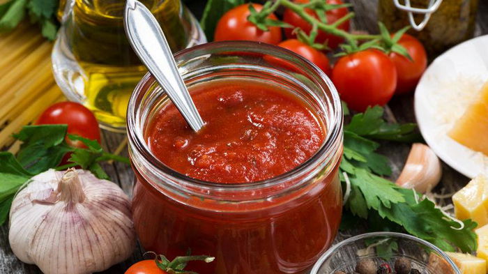 Как приготовить ароматный томатный соус на зиму: вкусный рецепт