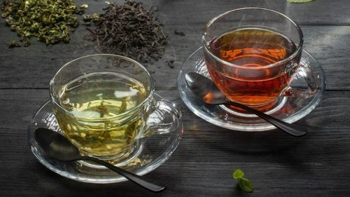 Черный и зеленый чай: кому какой лучше пить?