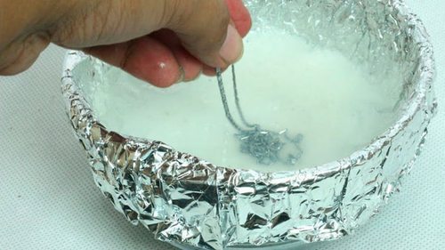 Как почистить серебро в домашних условиях?