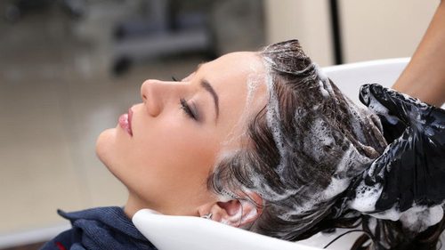 Как правильно и часто нужно мыть голову: советы специалистов по уходу за волосами