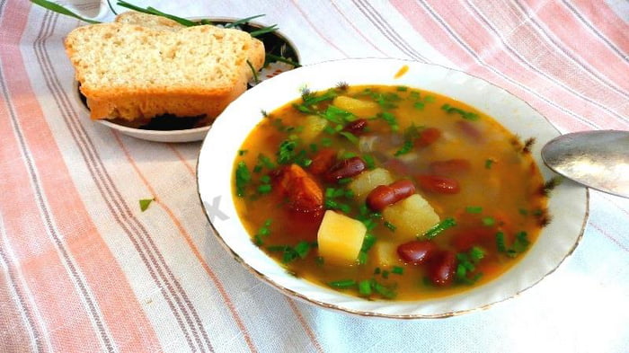 Фасолевый суп в мультиварке (рецепт)