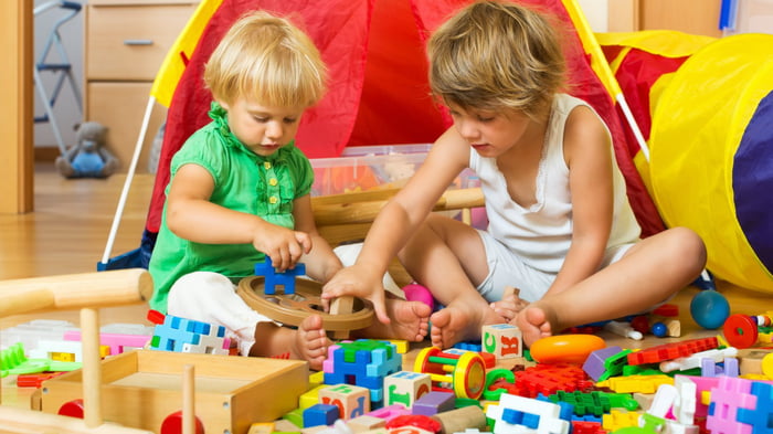 Как выбрать развивающие игрушки для детей
