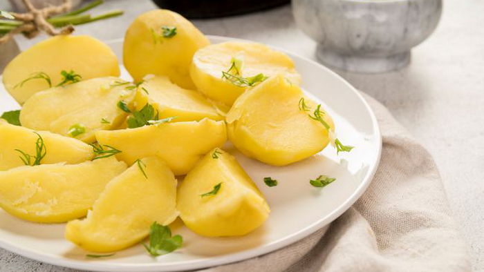 Как сварить кастрюлю картошки за 10 минут: малоизвестная хитрость
