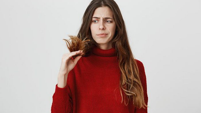 5 ошибок при мытье головы, которые превращают ваши волосы в паклю