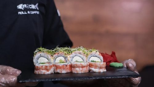 Почему роллы и суши такие вкусные