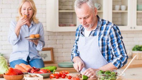 Что нужно есть, чтобы в старости не страдать от деменции: список продуктов от врача
