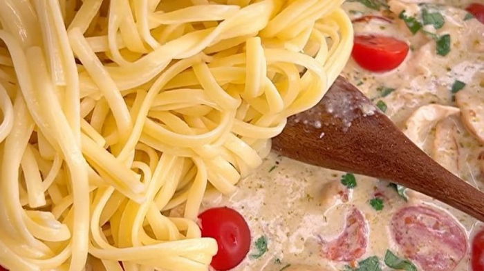 Итальянский хит на вашем столе: рецепт пасты с соусом песто