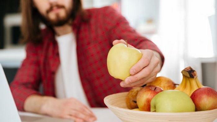 Вот что произойдет с организмом, если каждый день есть яблоки: вы будете удивлены