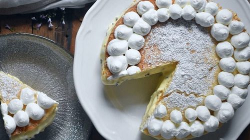 Роскошный десерт из простых ингредиентов: простой рецепт торта «Шантильи»