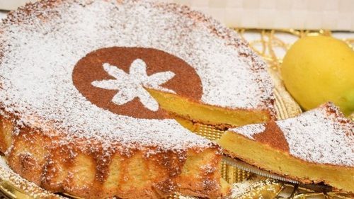 Лакомство без муки с потрясающим вкусом: торт Капрезе с лимоном и белым шоколадом