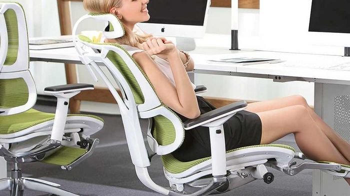 Ортопедическое офисное кресло: особенности выбора