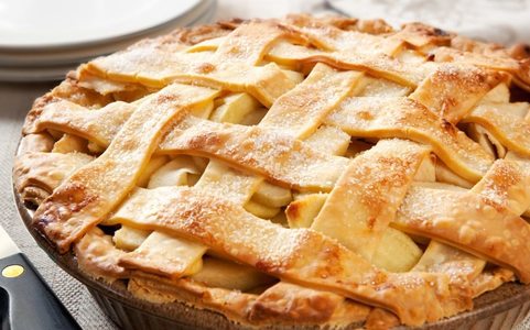 Классический яблочный пирог: простой рецепт