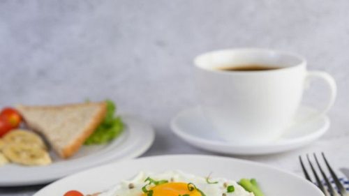 Диетолог назвала 5 лучших вариантов для завтрака, которые не вредят фи...