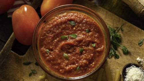 Лучшая добавка: как приготовить идеальный соус к макаронам на зиму