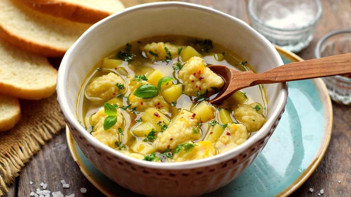 Наваристый суп с галушками: как приготовить ароматно-аппетитное блюдо