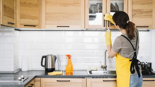 Идеальный порядок на кухне будет всегда: как поддерживать чистоту, убирая раз в месяц