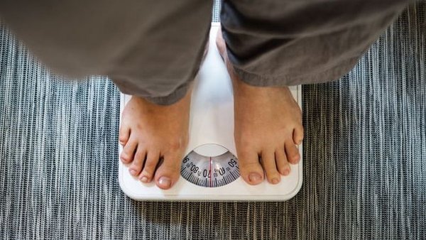 Худеем к Новому году: фитнес-гуру раскрыла 6 простых способов сбросить вес