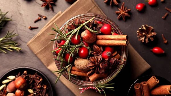 Как лечат ароматы Рождества: 6 самых полезных для здоровья праздничных специй