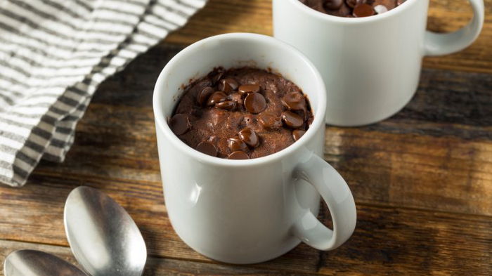 Эти шоколадные кексы в чашке удивят всех: рецепт приготовления экспресс-десерта на завтрак