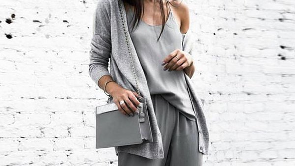 Чтобы не быть «мышкой»: как носить серый цвет в одежде и выглядеть стильно