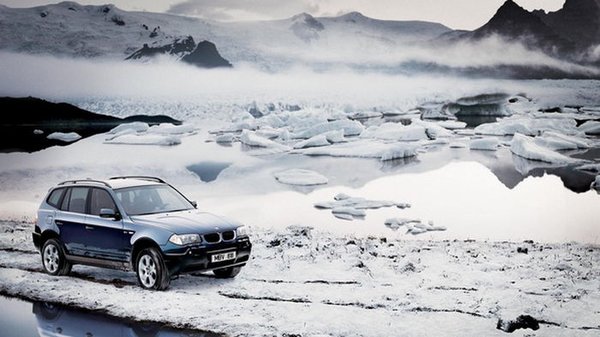 Мучения на холоде останутся в прошлом: как быстро убрать лед с машины