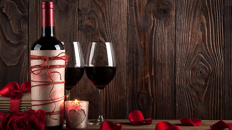 Как выбрать игристое вино ко Дню Святого Валентина