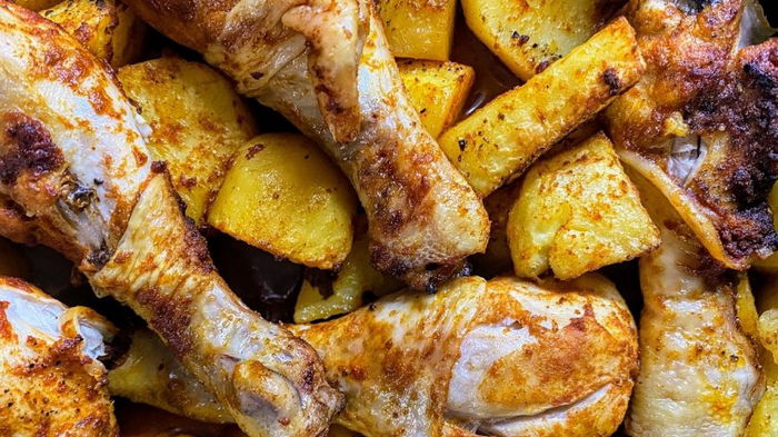 Запеченная курица с картофелем: как приготовить вкусный ужин