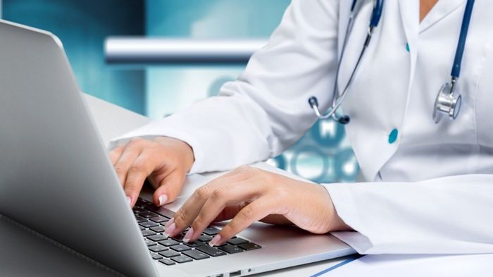 Преимущества онлайн-консультаций врачей через приложение