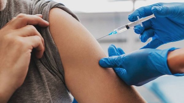 Вакцинация от гриппа: назначение, эффективность и особенности