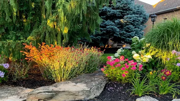 Как сделать декоративную лестницу для вашего сада: советы флориста
