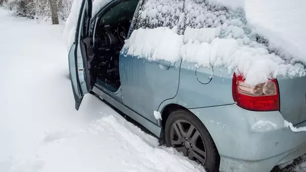 Автомобильный эксперт назвал 8 вещей, которые понадобятся каждому води...