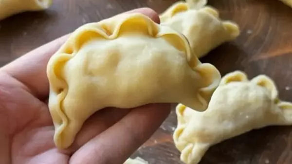 Идеальное тесто на вареники: пошаговый рецепт