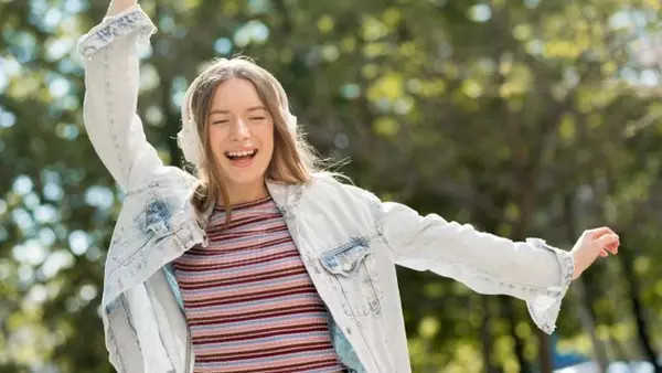 Вы не обязаны нравиться всем: как не зависеть от чужого мнения и стать счастливым