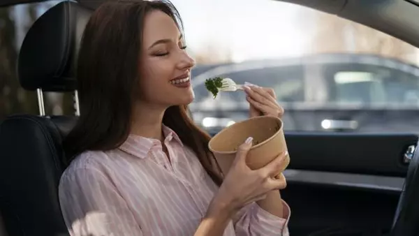 8 перекусов, которые всегда стоит брать в дорогу: удобно, вкусно и очень полезно