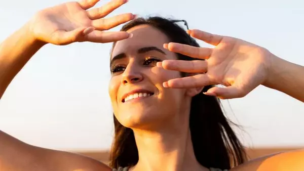 Кожа летом начала «жирнеть»? Вот как легко этого избежать