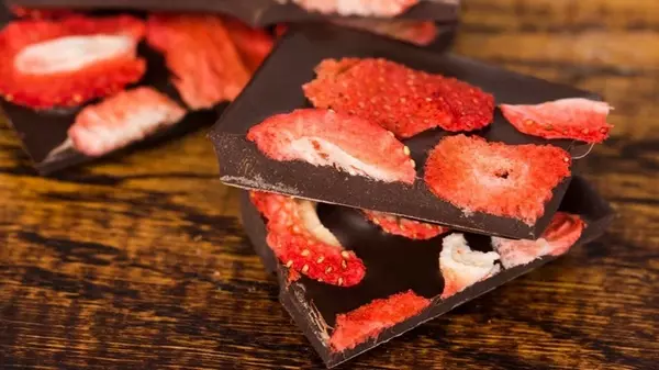 Шоколада с клубникой: рецепт изысканного лакомства