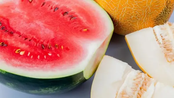 Сочные и сладкие: как выбрать идеальный арбуз и дыню на базаре или в супермаркете