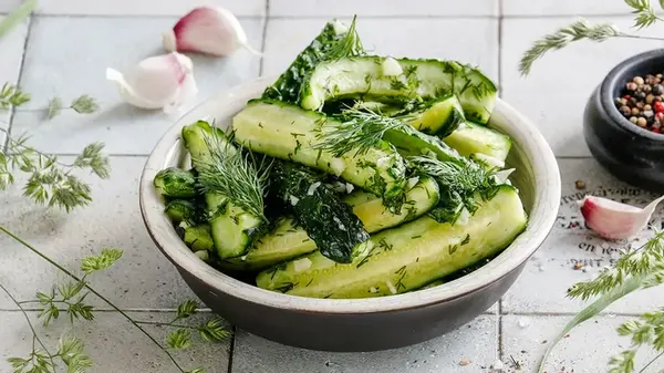 Вкусные малосольные огурцы за 3 часа: оригинальный рецепт