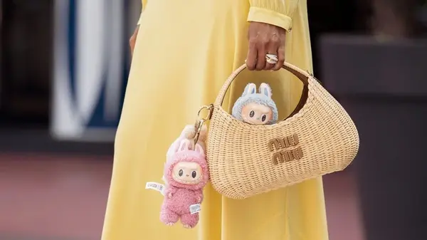 Что такое Лабубу и почему по ним все сходят с ума: милая мягкая игрушка, которая покорила мир