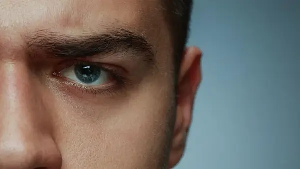 Почему сильных людей не любят? 7 неожиданных причин