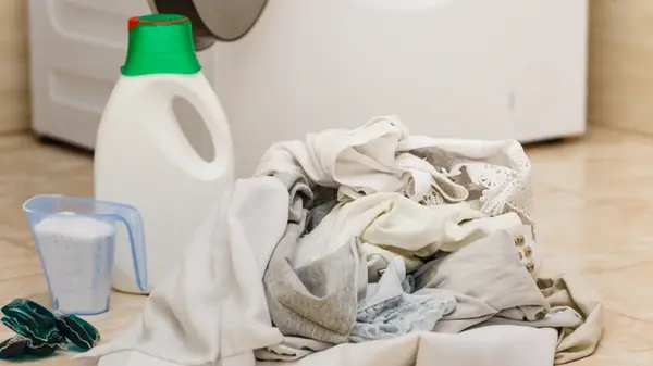 Как правильно стирать, чтобы уничтожить бактерии: ответ удивит