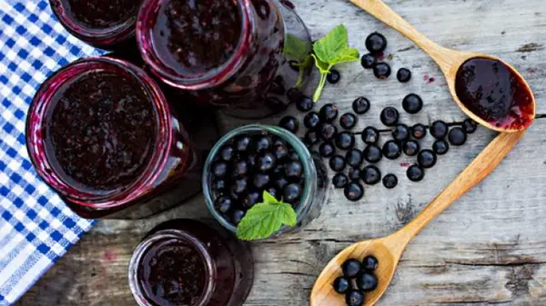 Домашнее варенье из черной смородины: густое, ароматное и очень простое