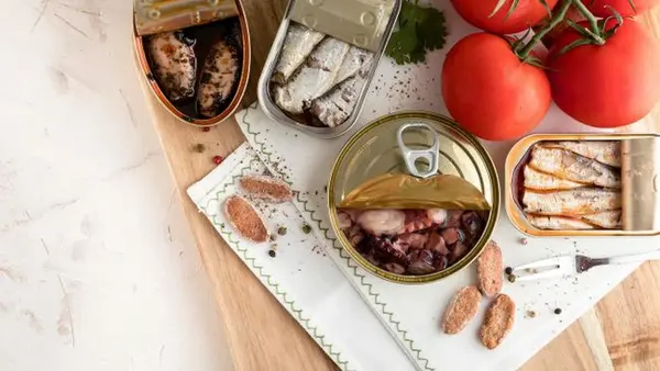 Сколько можно хранить открытые консервы: тысячи людей просто не знают