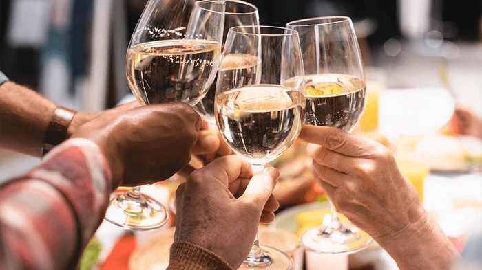 Алкоголь и диета: как пить вино без вреда для фигуры