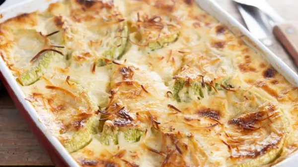 Сочная запеканка из кабачков: простой рецепт на каждый день