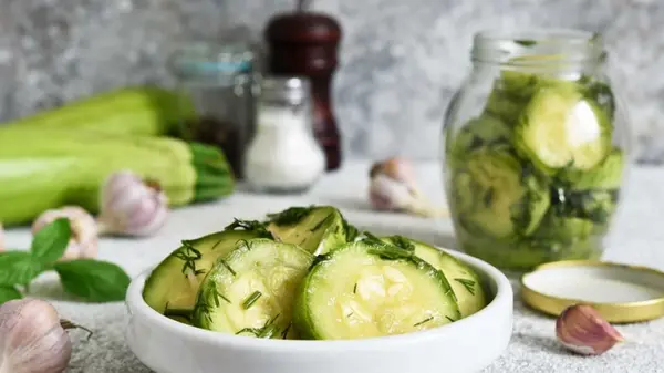 Кабачки в маринаде с чесноком: рецепт фантастически вкусной консервации