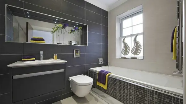 Почему нельзя протирать сиденье унитаза туалетной бумагой: ответ удивит