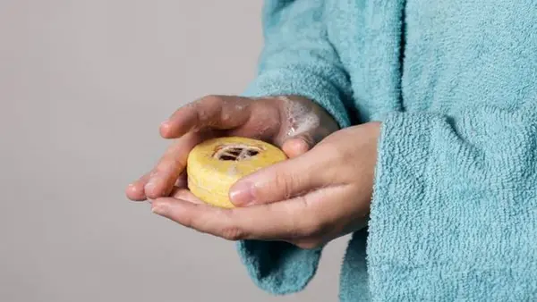 Это мыло уменьшает воспаление и восстанавливает кожу: оно у вас есть?