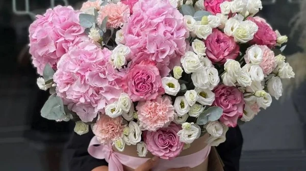 Доставка цветов BUKET: стиль, эмоции и забота в каждом букете