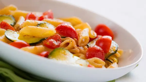 Макароны с овощами: рецепт быстрого ужина